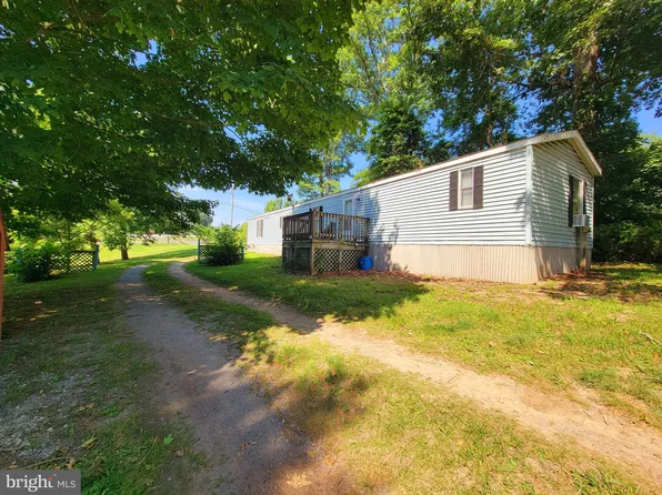 6782 Hedgesville Rd, Hedgesville, WV 25427