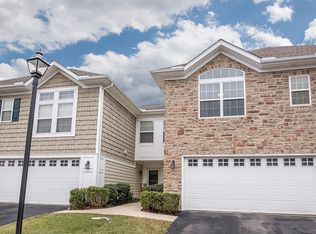 5025 Calais Dr, Columbus, OH 43221