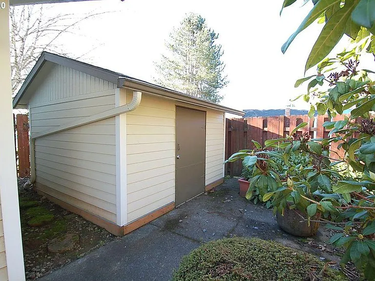 3765 SW 3rd St — Photo 21