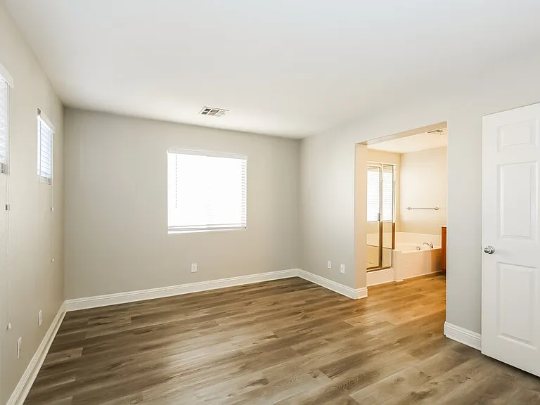4076 Oliver Sagebrush Dr — Photo 10