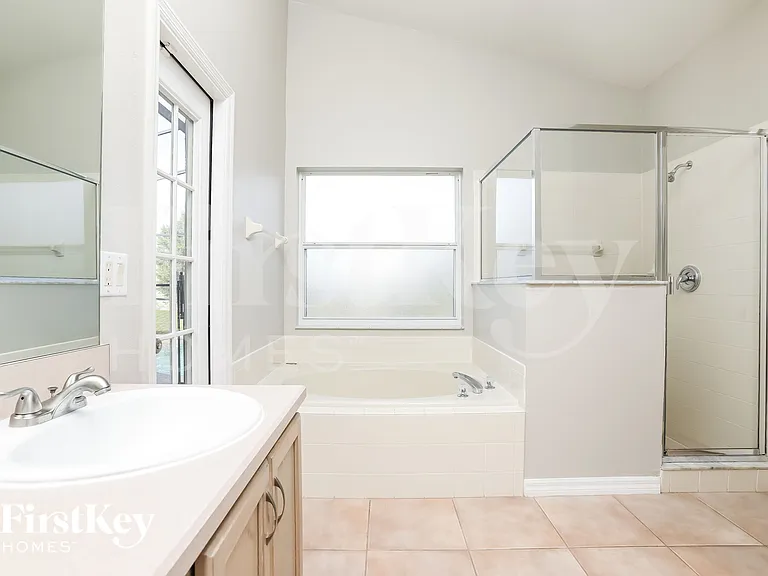 2693 Autumn Creek Cir — Photo 9