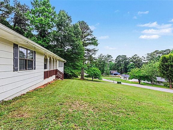 2nd image of 2353 Shire Ct