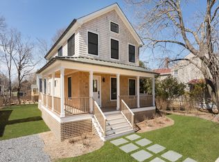 437 2nd St, Greenport, NY 11944