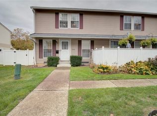 20406 Williamsburg Ct, Cleveland, OH 44130