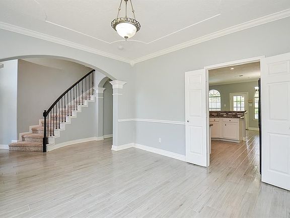 5th image of 19714 Creekshore Dr