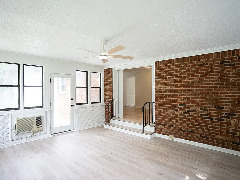3120 Edinburgh Dr — Photo 22