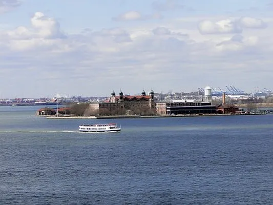 Sold by Regatta NY Realty | media 18