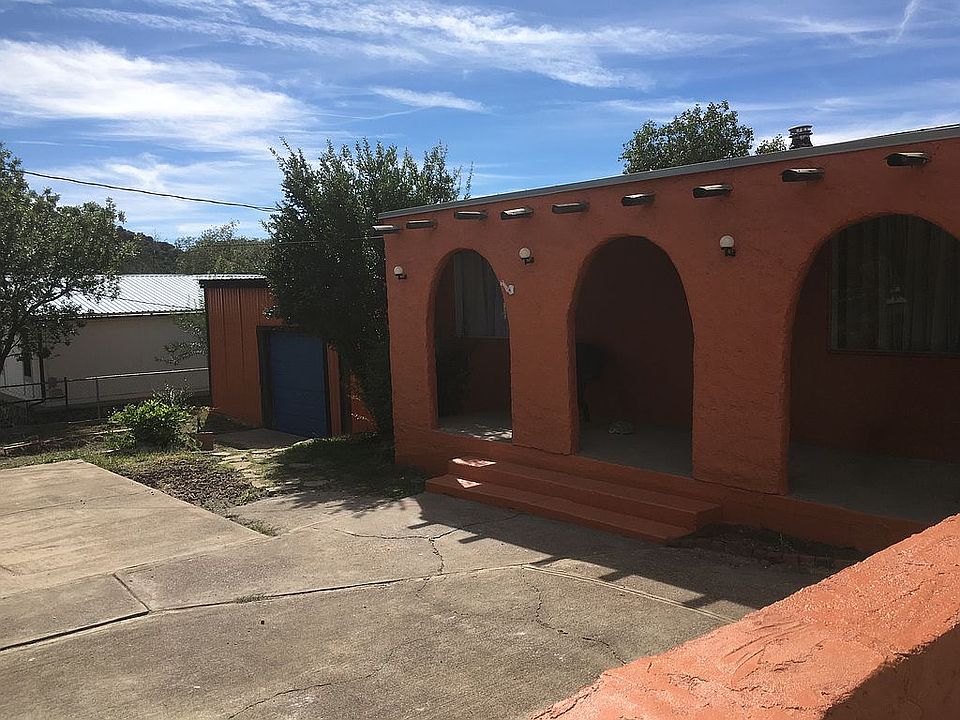 1st image of 313 Chino St