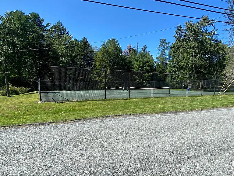 17 Joseph Ln — Photo 31