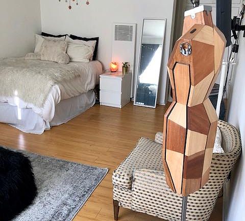 5th image of 1932 Grace Ave APT 8