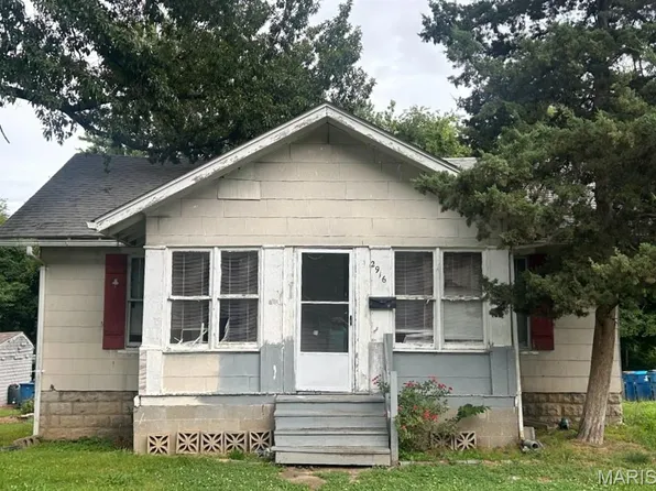 2916 Sanford Ave, Alton, IL 62002