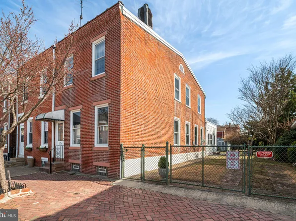 4547 Edgemont St, Philadelphia, PA 19137