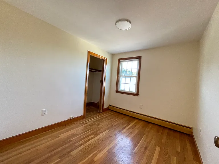 85 Langley Rd — Photo 9