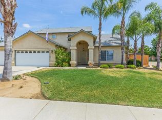 1836 Avenue F, Kingsburg, CA 93631