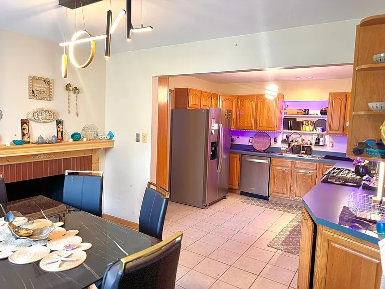 2082 Lakeshire Dr — Photo 41