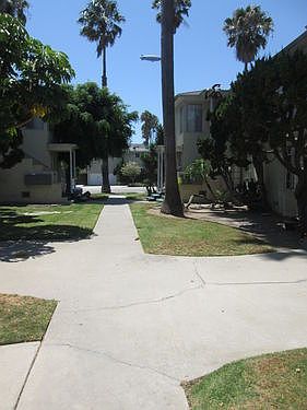 4th image of 3617 E Ocean Blvd APT 4