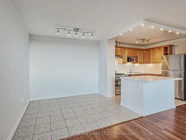 3065 Queen Frederica Dr #707 — Photo 19