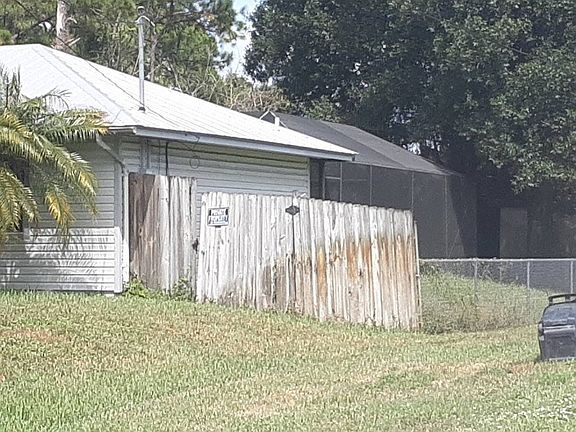 2nd image of 3195 SW Collings Dr