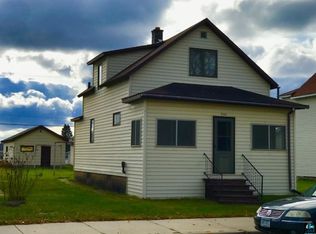 938 E Sheridan St, Ely, MN 55731