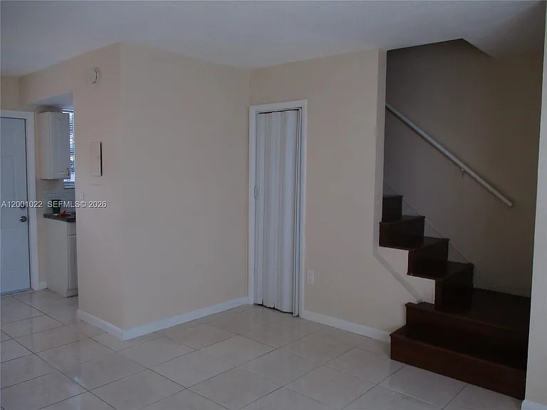 1949 Taylor St #9 — Photo 10