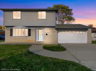 22102 Koths St, Taylor, MI