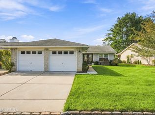 428 Andover Dr #428C, Monroe Township, NJ 08831
