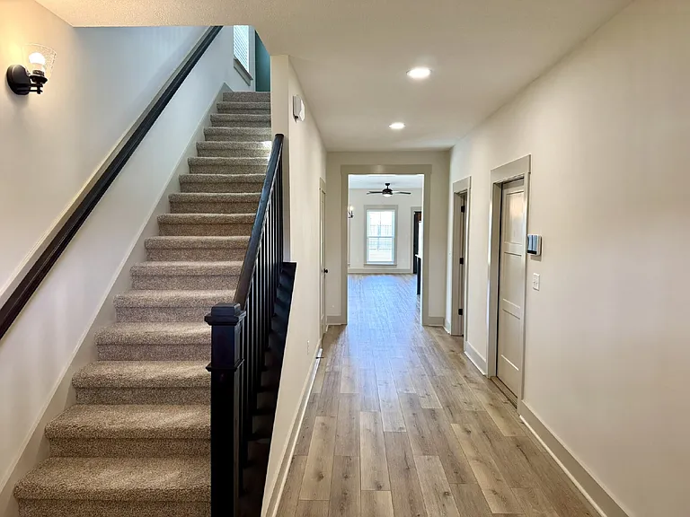 3806 Heartwood St — Photo 3