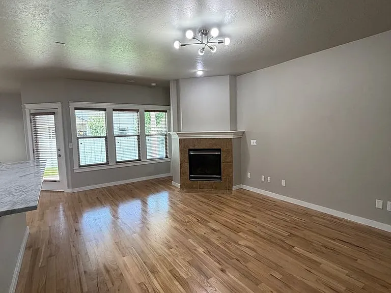 3024 N Christian Way — Photo 25
