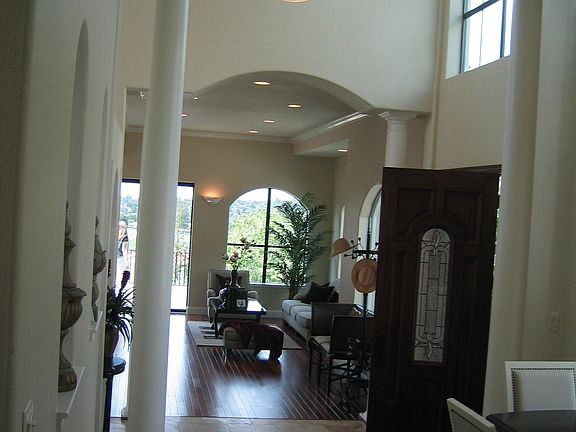 3rd image of 3460 Loes Way