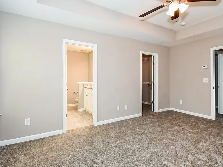 602 Fieldcrest Dr — Photo 10