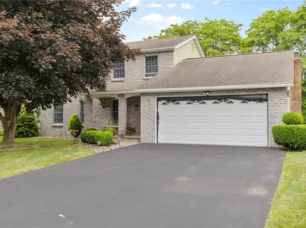 105 Kirkstone Pass, Rochester, NY 14626