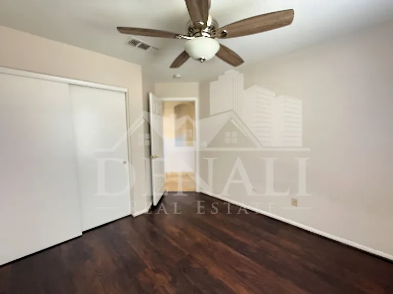1274 W Sparrow Ct — Photo 27