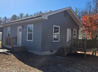 2035 Somerset Dr, Hendersonville, NC 28791