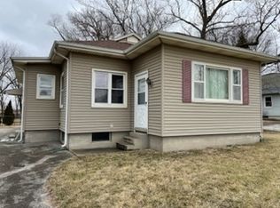 2004 E Main St, Urbana, IL 61802