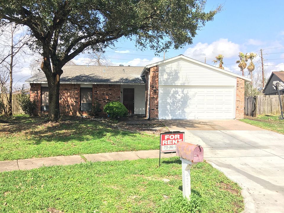 1st image of 435 Lee Dr