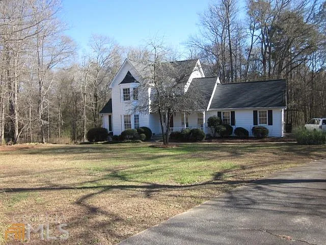 235 Stoneridge Way photo 1