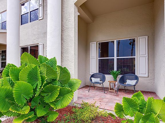 2nd image of 3633 Casalta Cir