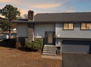 1712 Woodgate Ln, Eagan, MN 55122