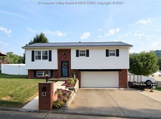 5097 Heather Pl, Charleston, WV 25313