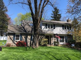 3549 Baldwin Dr, Easton, PA 18045
