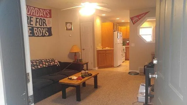 502 Race St — Photo 6