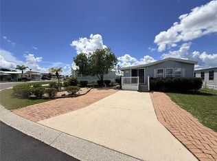 427 CENTER CREST BOULEVARD, DAVENPORT, FL 33837
