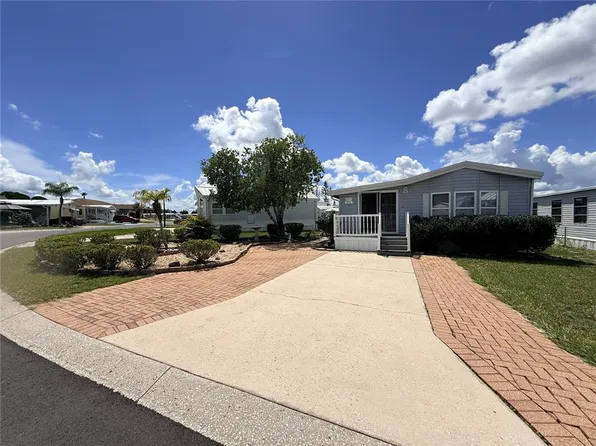 427 CENTER CREST BOULEVARD, DAVENPORT, FL 33837