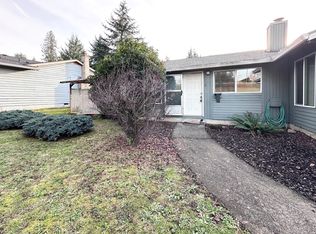 39910 McCormick Dr, Sandy, OR 97055