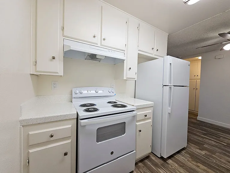 Greentree Apartments — Photo 20