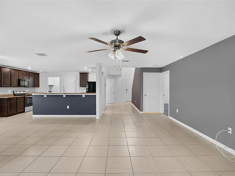 1115 Wynnmere Walk Ave — Photo 30