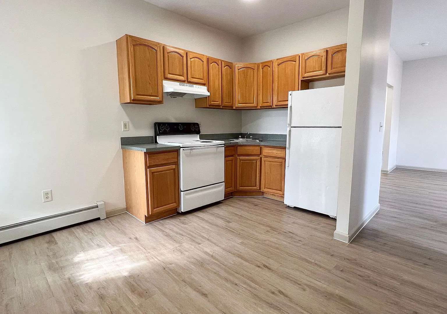 686-688 Broad St / Jess Properties LLC — Photo 1