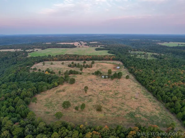 5290 N 470th Rd, Hulbert, OK 74441