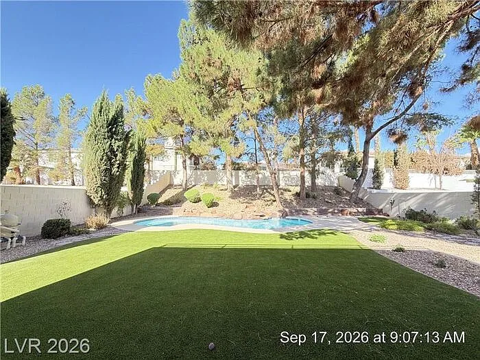 3 bed, 2.5 bath, 2369 sqft, $3,095 — Photo 3