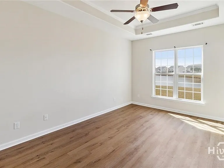 117 Greyfield Cir — Photo 12